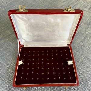 Vintage earring holder/ jewelry box